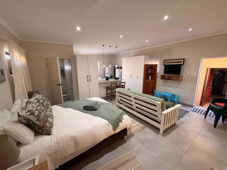 4 Bedroom Property for Sale in Fraaiuitsig Western Cape